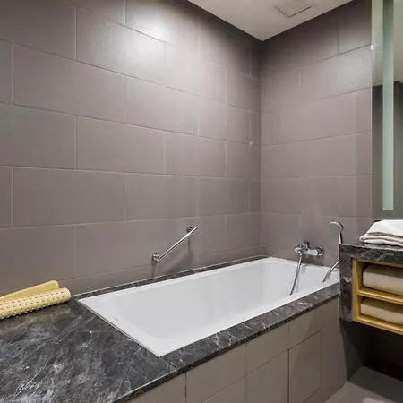 188 Premium Suites By Plush Kuala Lumpur Exterior photo